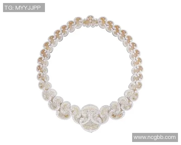 足球明星女友们的奢华珠宝盛宴展现魅力与风采